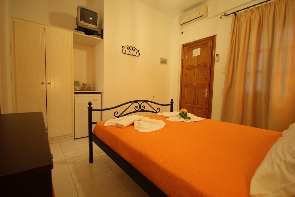 Panorama Rooms Kamares  ภายนอก รูปภาพ